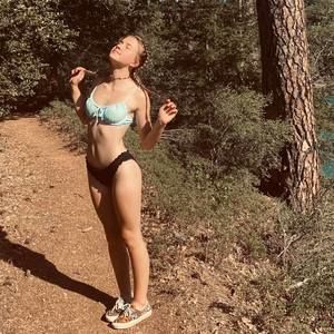 Meet your Posher, Bella